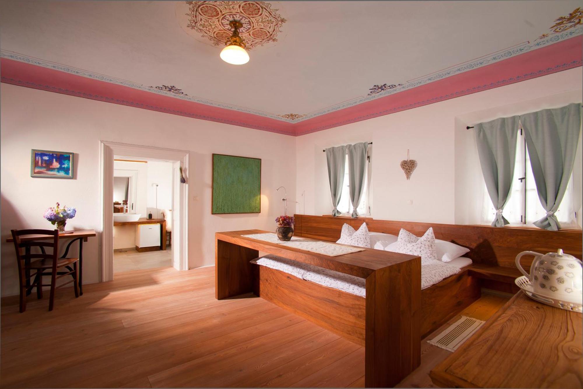 Juvanova Hisa - Apartments And Rooms Luče المظهر الخارجي الصورة